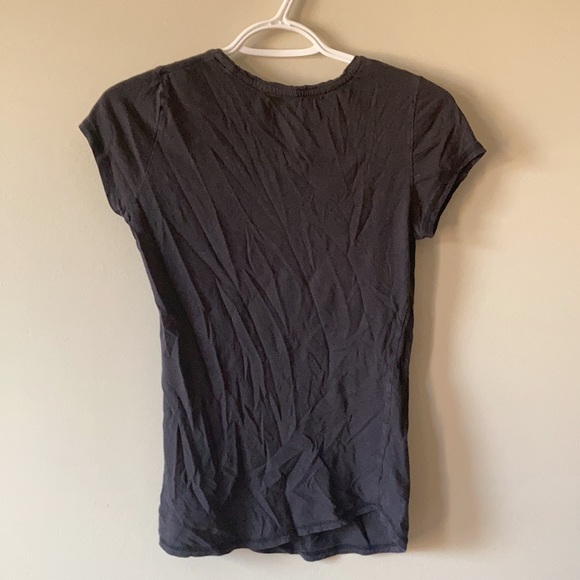 Plain black t-shirt - Picture 2 of 2